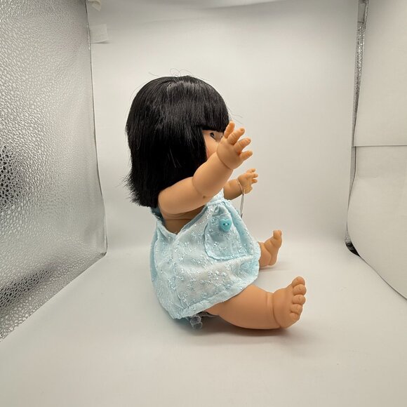 Minikane Baby Doll 13" JADE Vanilla Scented Anatomically Correct & Outfit - Picture 6 of 13